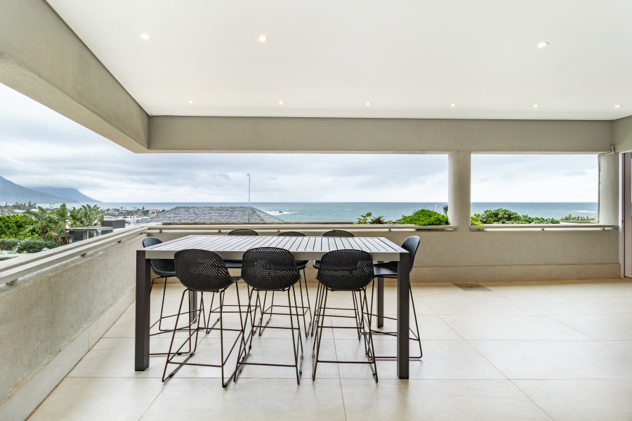 To Let 2 Bedroom Property for Rent in Clifton Western Cape